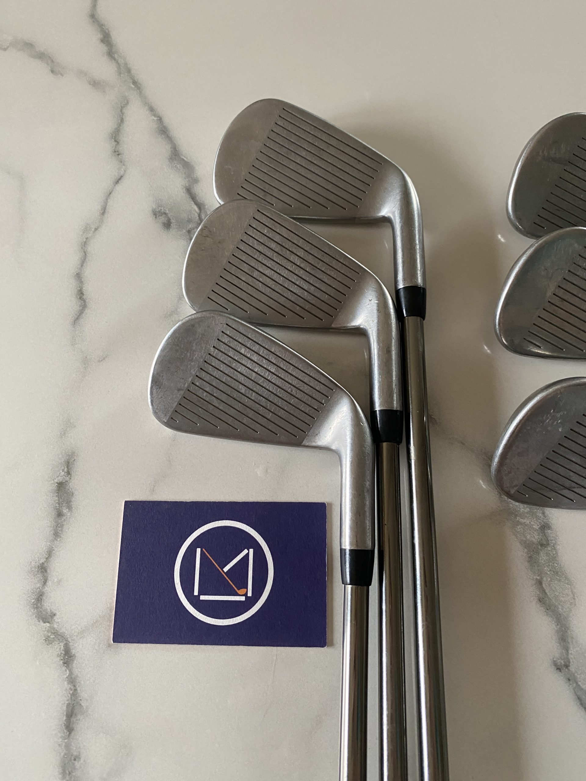 Serie de fers Gaucher Callaway XR PRO Clubs de golf : Série de fers Gaucher Callaway XR PRO 6 clubs : 5-PW Shafts Graphite UST Mamiya Recoil F3 Regular Grips Golf Pride Tour Velvet à vendre neuf et occasion,outlet, neuf, promotions et destockage, avec cover clubmaking et fitting France et Luxembourg Belgique