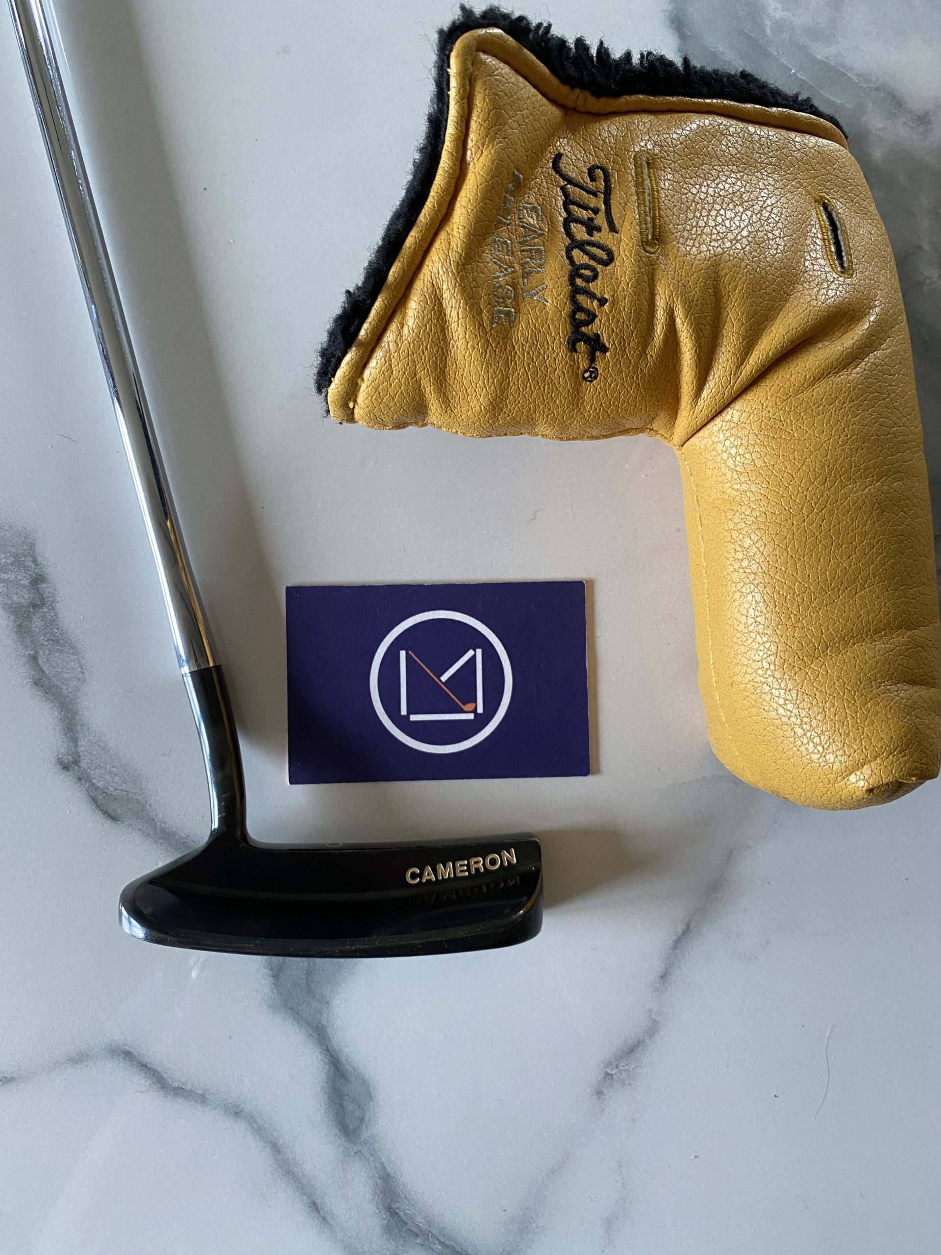 Putter Scotty Cameron Circa 62 NO. 1 Early Release (First of 500) Club de golf : Lame Putter Titleist Scotty Cameron Circa 62 numéro 1 Early release first of 500 Shaft 35 inch à vendre neuf et occasion, grip en cuir outlet, neuf, promotions et destockage, avec cover clubmaking et fitting France et Luxembourg Belgique