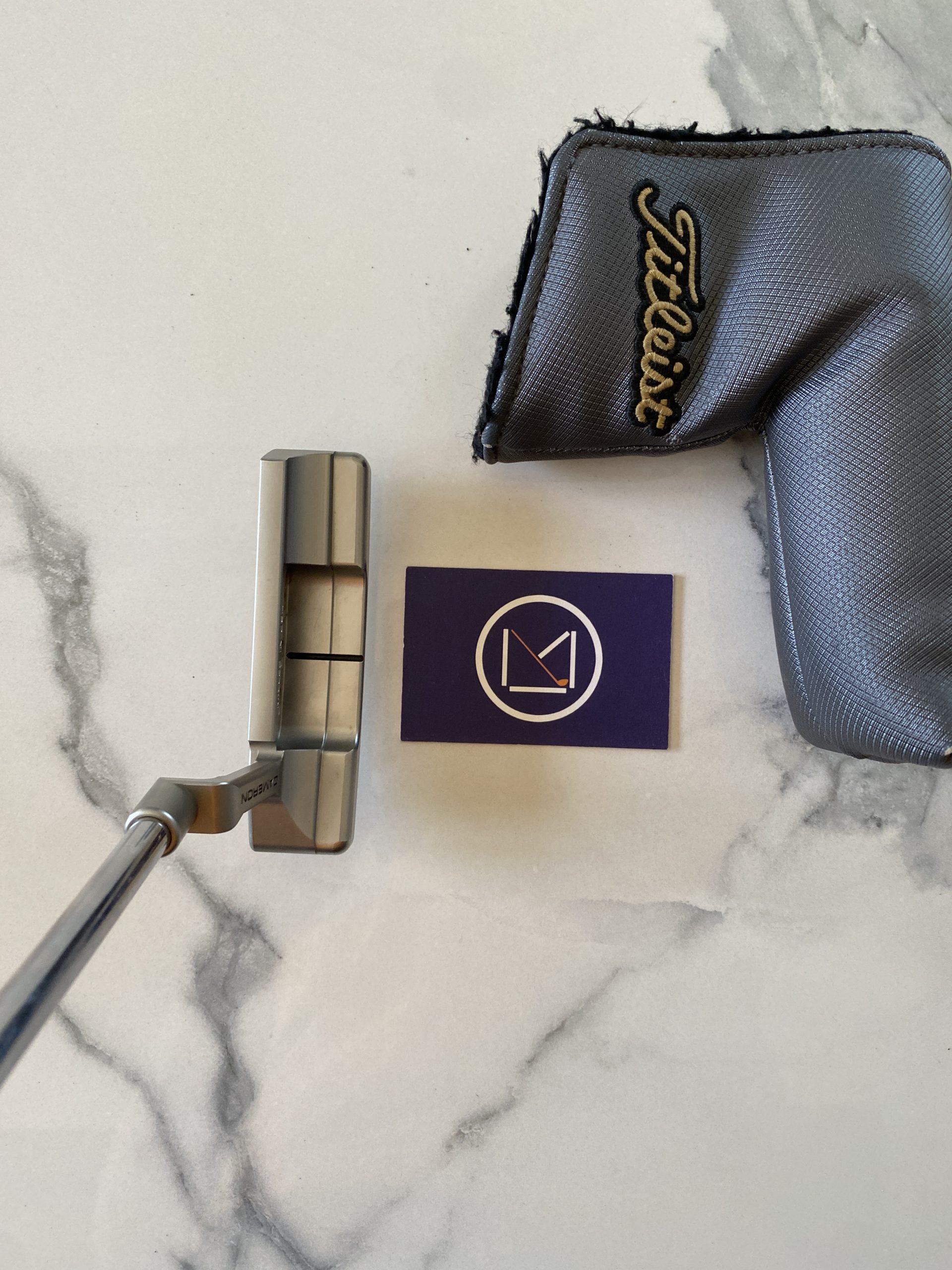 Putter Scotty Cameron Special Select Newport 2 Club de golf : Putter Lame Droitier Titleist Scotty Cameron Special Select Newport 2 Shaft 34 inch à vendre neuf et occasion, grip golf pride tour tradition outlet, neuf, promotions et destockage, avec cover clubmaking et fitting France et Luxembourg Belgique