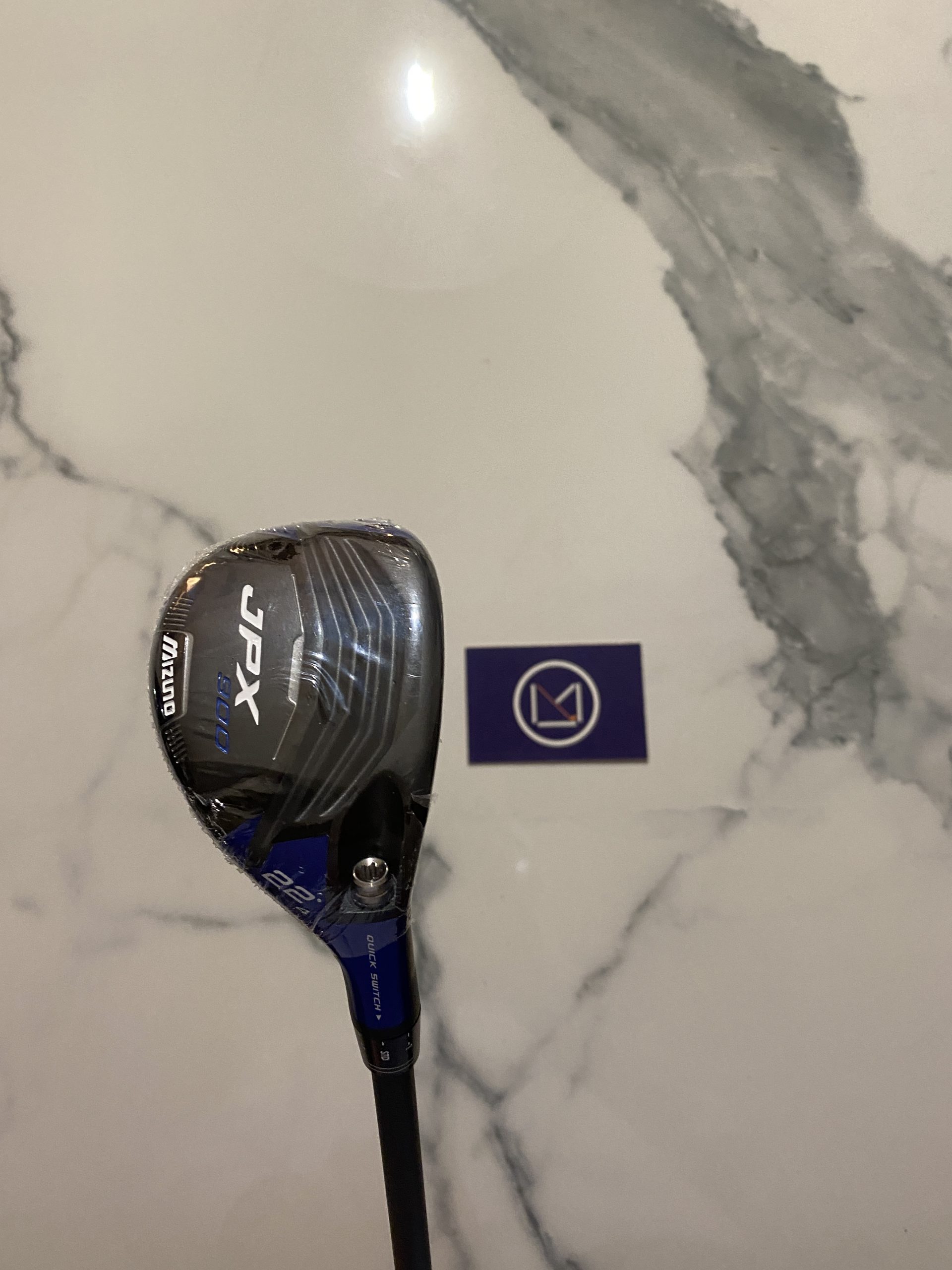 Hybride 4 Mizuno JPX 900 Regular Neuf Club de golf : Hybride 4 Mizuno JPX 900 loft 22 reglable shaft graphite Fujikura Pro 63h Regular à vendre neuf et occasion, grip golf Pride Tour Velvet 360 outlet, neuf, promotions et destockage, avec cover clubmaking et fitting France et Luxembourg Belgique