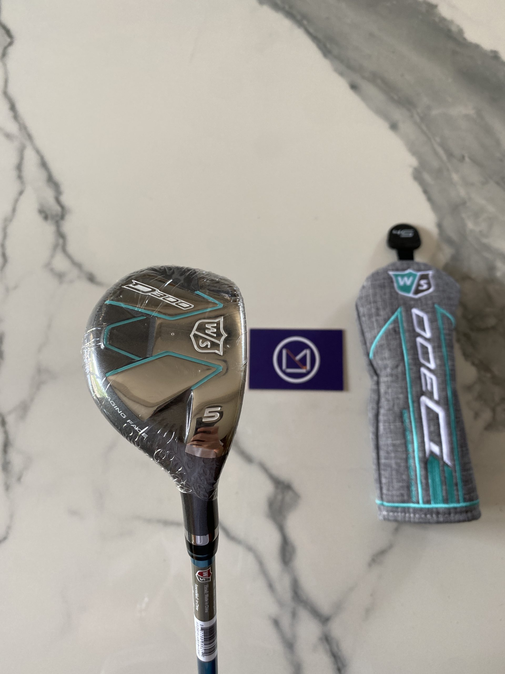 Hybride 5 Wilson Staff D300 Femme Neuf Club de golf : Hybride 5 Wilson Staff D 300 loft 25 26 reglable shaft graphite Super Light 50 Ladies Femme à vendre neuf et occasion, grip golf Golf Wilson outlet, neuf, promotions et destockage, avec cover clubmaking et fitting France et Luxembourg Belgique