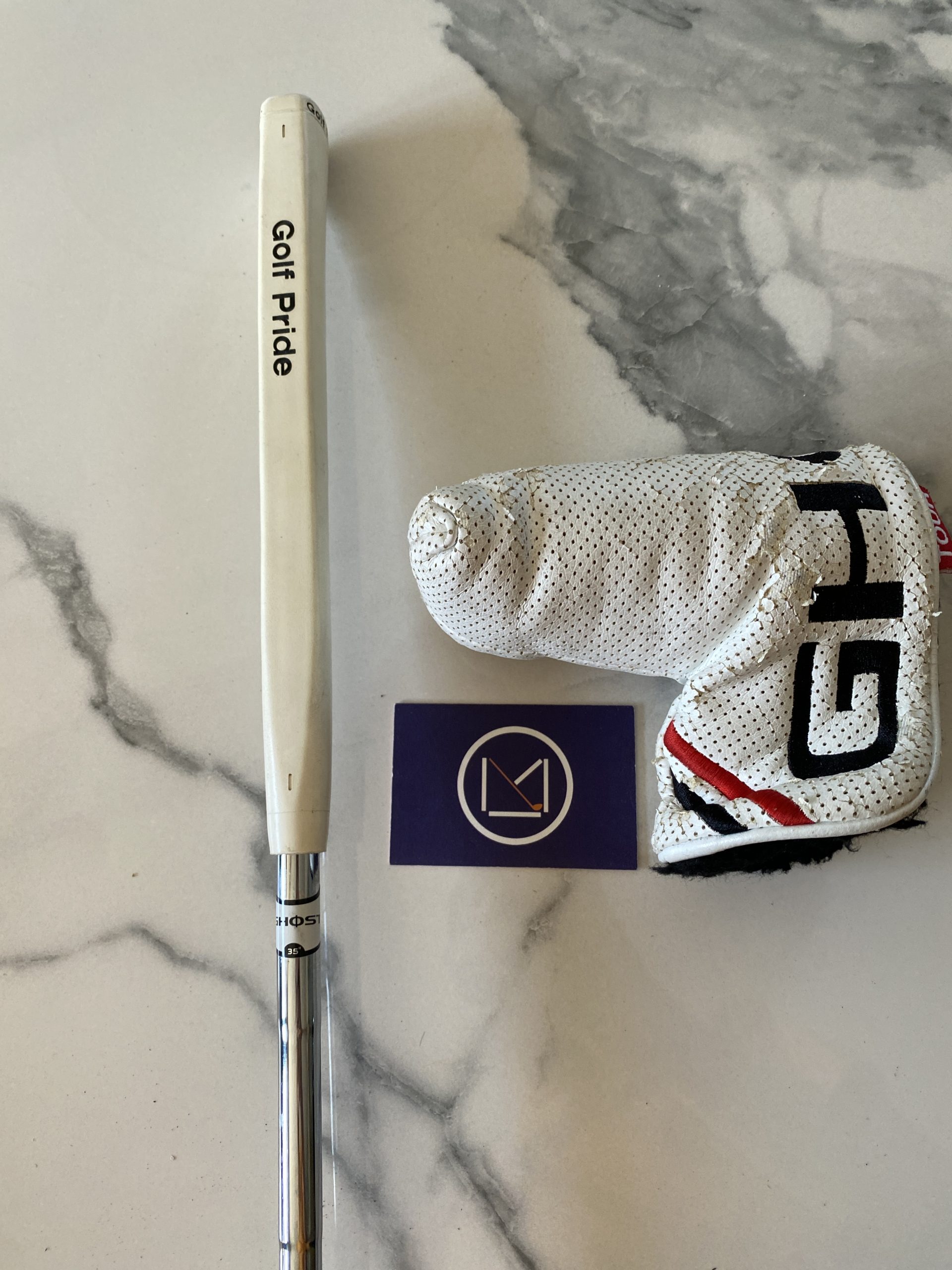 Putter Taylormade Ghost Tour DA 12 Club de golf : Putter Lame Droitier Taylormade Ghost Tour Daytona 12 Shaft 35 inch à vendre neuf et occasion, grip Golf Pride Players Wrap outlet, neuf, promotions et destockage, avec cover clubmaking et fitting France et Luxembourg Belgique