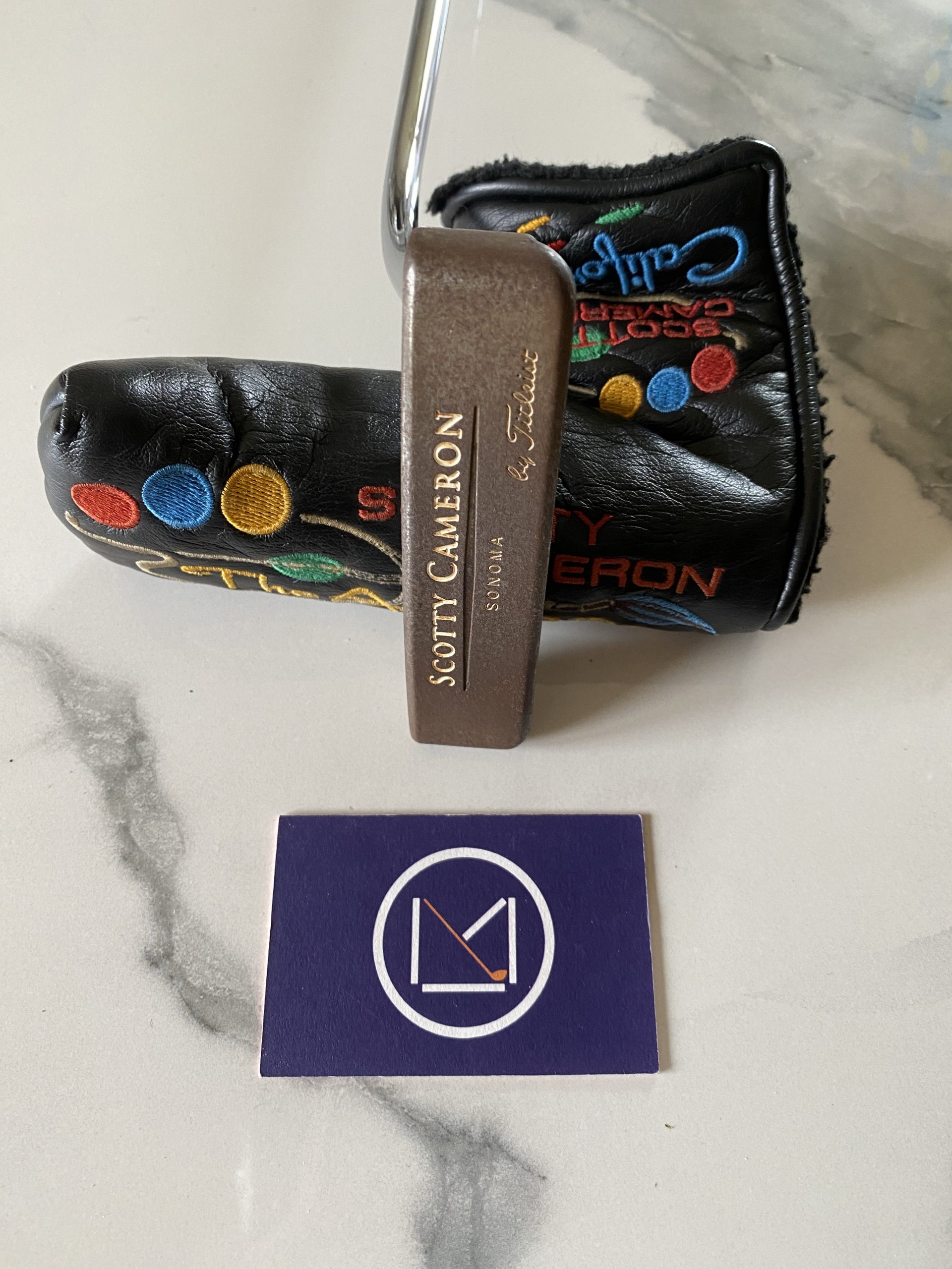 Putter Scotty Cameron Classic Sonoma Club de golf : Putter Lame Titleist Droitier Occasion occasion Shaft 35 inch à vendre neuf et occasion, grip Golf Scotty Cameron Cord outlet, neuf, promotions et destockage, avec cover clubmaking et fitting France et Luxembourg Belgique