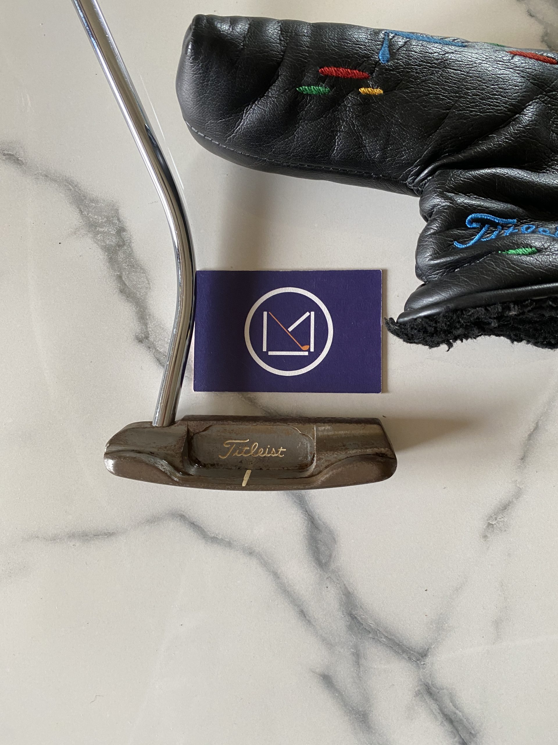 Putter Scotty Cameron Classic Sonoma Club de golf : Putter Lame Titleist Droitier Occasion occasion Shaft 35 inch à vendre neuf et occasion, grip Golf Scotty Cameron Cord outlet, neuf, promotions et destockage, avec cover clubmaking et fitting France et Luxembourg Belgique