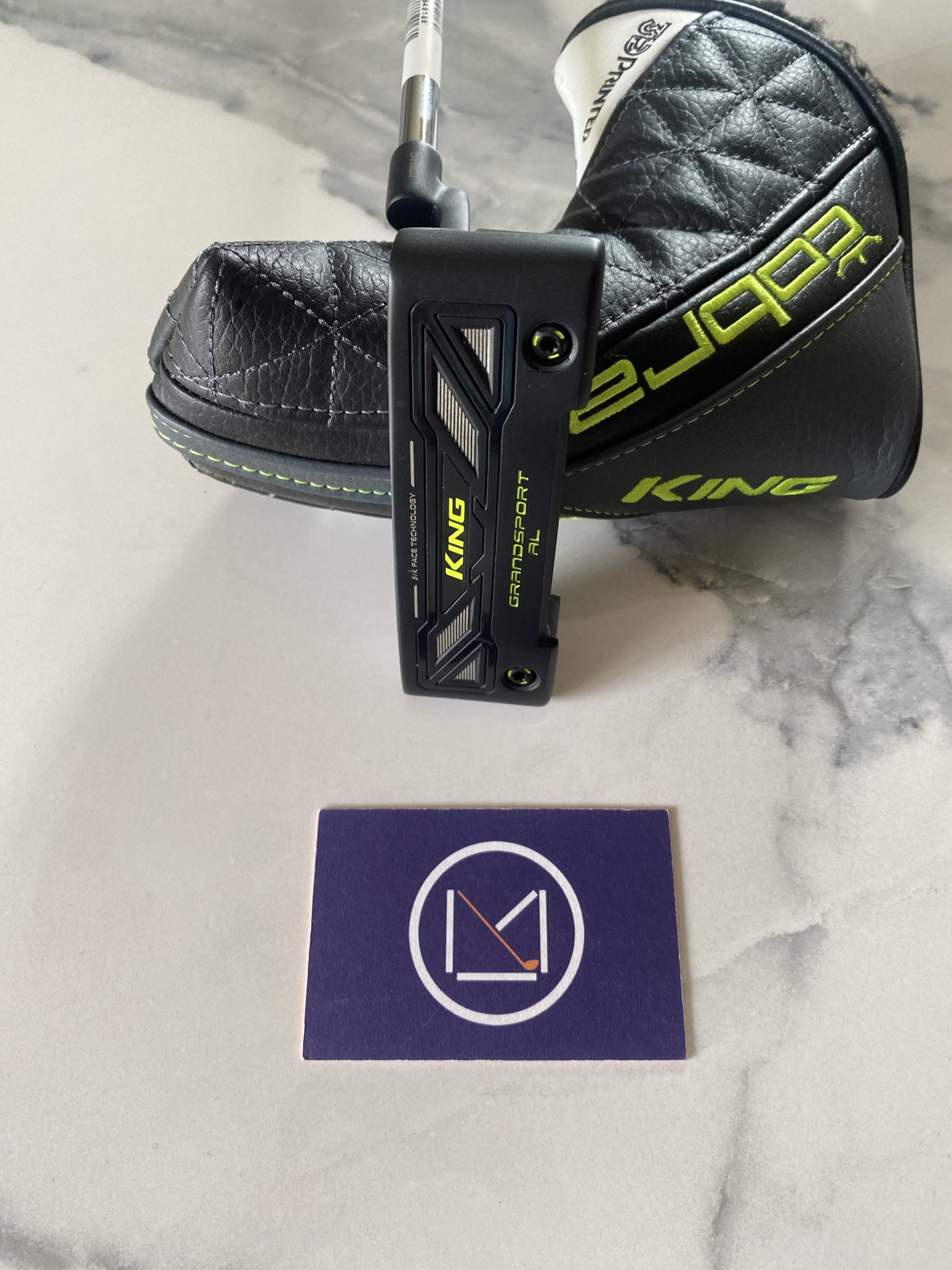 Putter Cobra Grandsport Armlock King 3D 41 inch Club de golf : Putter Lame Cobra Grandsport Arm Lock Occasion Shaft 41 inch à vendre neuf et occasion, grip Golf SuperStroke outlet, neuf, promotions et destockage, avec cover clubmaking et fitting France et Luxembourg Belgique